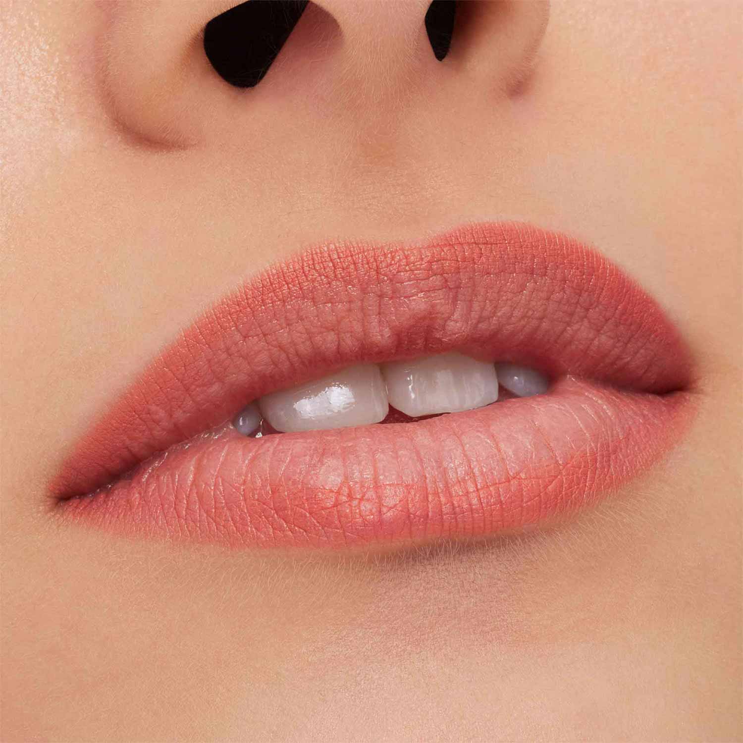 M&middot;A&middot;C LIP PENCIL (DELINEADOR DE LABIOS)